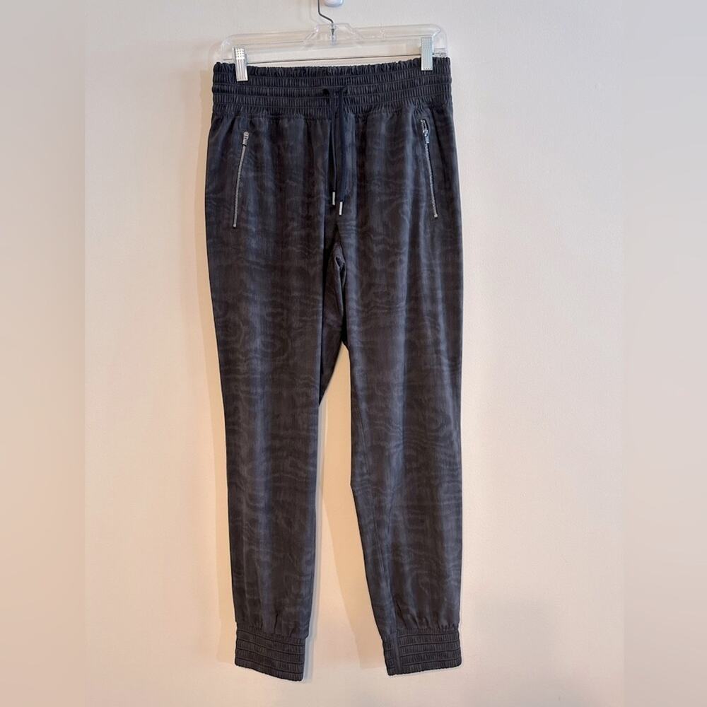 Athleta Camden Printed Jogger Women Size‎ 4 Gray Excellent Zip Pocket Ankle Pant